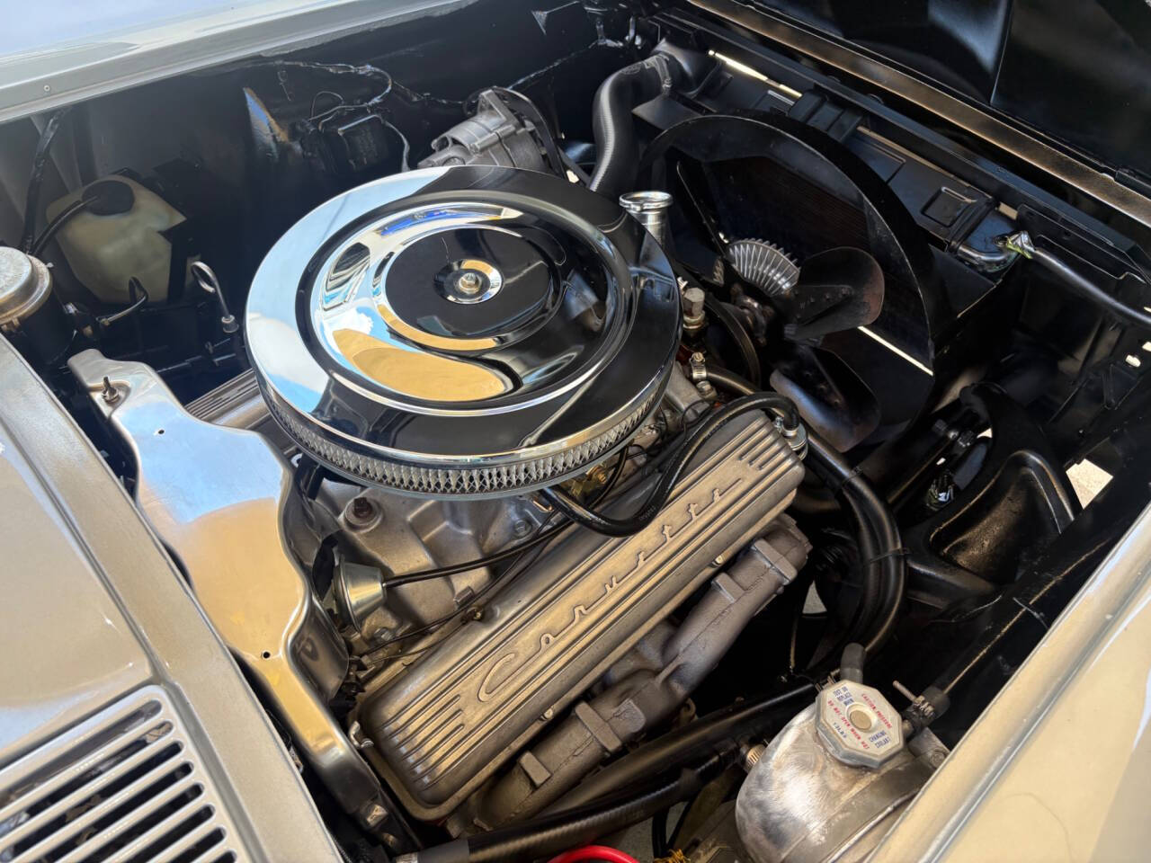 1966 Chevrolet Corvette 44