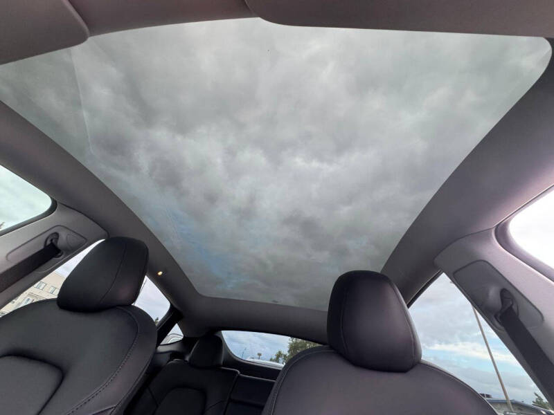 2021 Tesla Model Y Standard Range