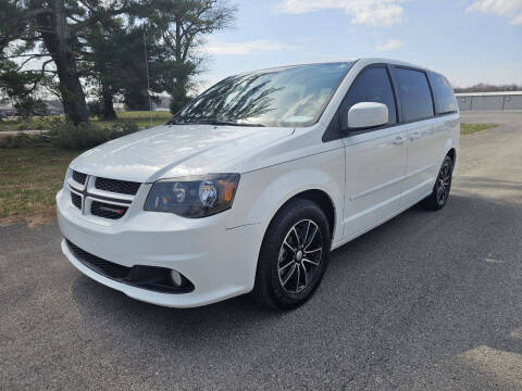 2017 Dodge Grand Caravan for sale at COUNTRYSIDE AUTO SALES 2 in Russellville KY