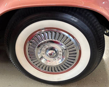 1957 Ford Thunderbird