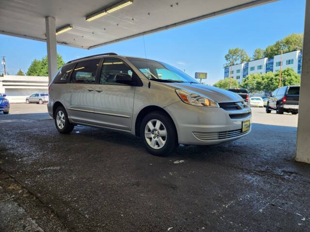 2005 Toyota Sienna