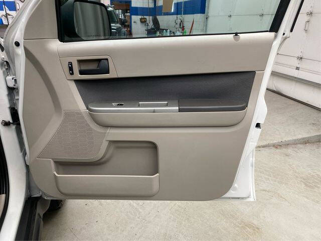 2009 Ford Escape XLT