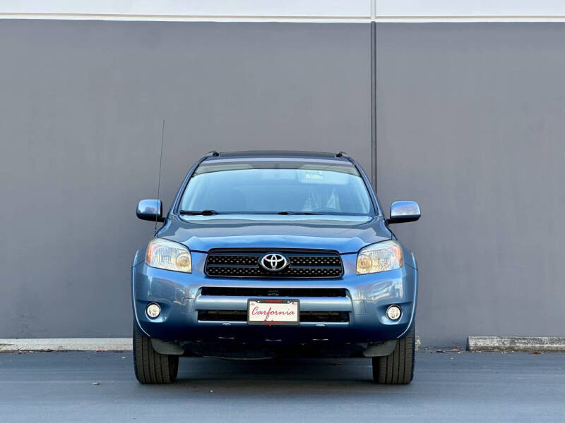 2008 Toyota RAV4 Sport
