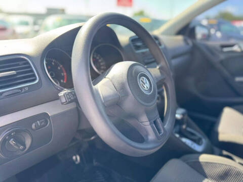 2011 Volkswagen Golf 2.5L