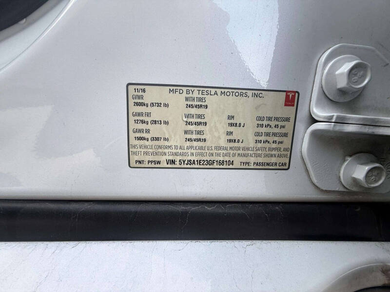 2016 Tesla Model S 75D