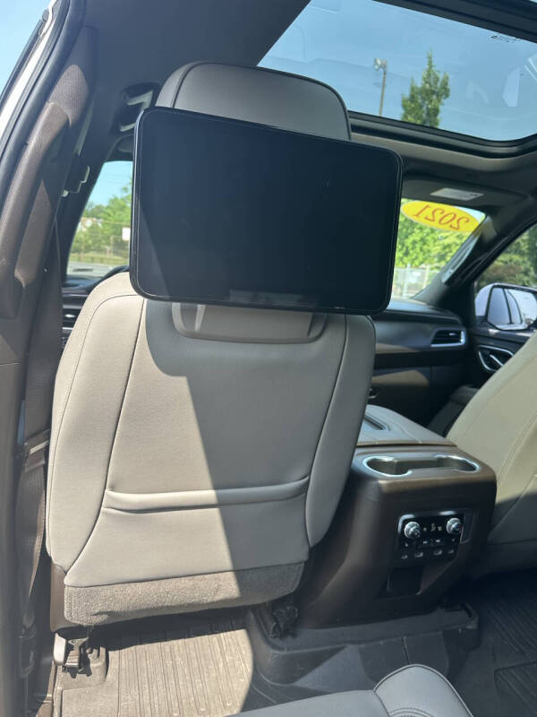 2021 GMC Yukon SLT