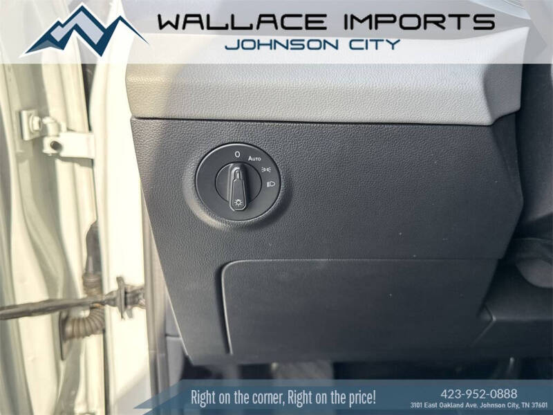 2022 Volkswagen Taos SE 4Motion