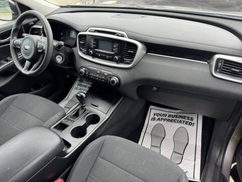 2018 Kia Sorento LX