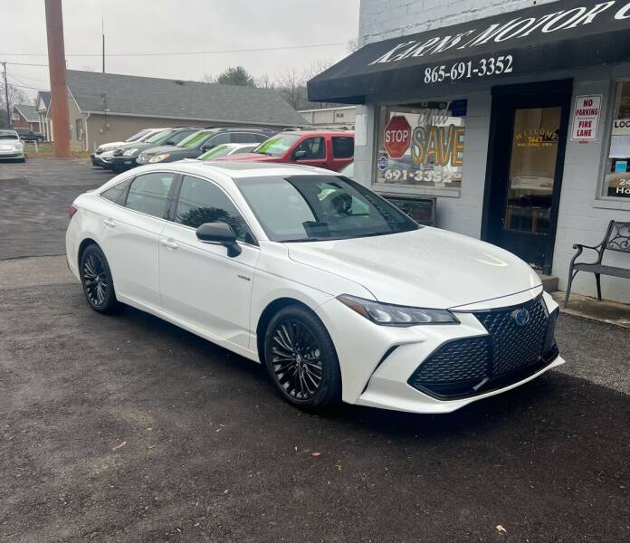 2019 Toyota Avalon Hybrid for sale at karns motor company in Knoxville TN