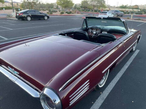 1961 Ford Thunderbird
