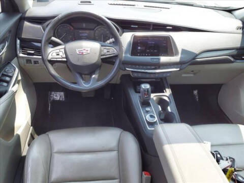 2019 Cadillac XT4 Premium Luxury