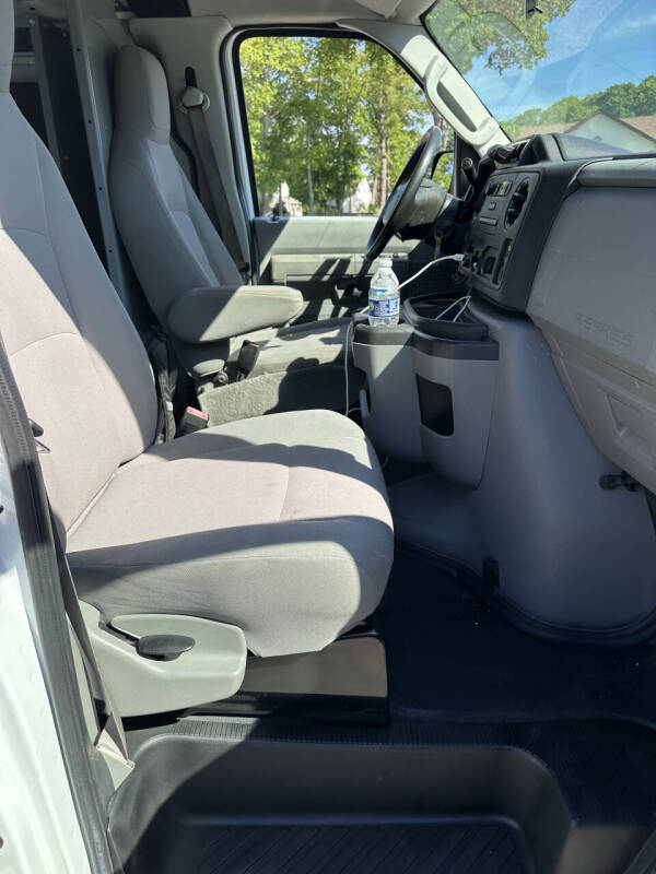 2014 Ford E-Series