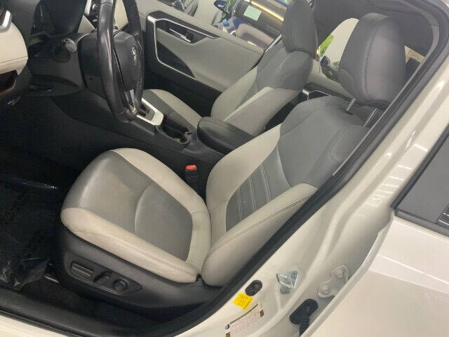 2020 Toyota RAV4 Limited