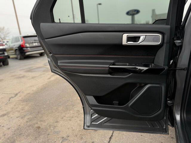 2024 Ford Explorer ST-Line