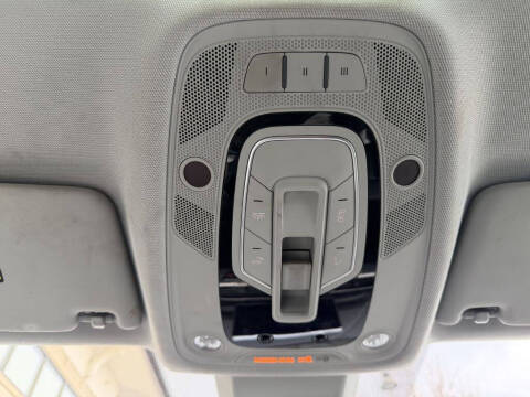 2017 Audi A4 2.0T quattro Premium Plus