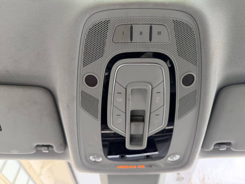 2017 Audi A4 2.0T quattro Premium Plus