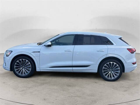 2019 Audi e-tron quattro Prestige