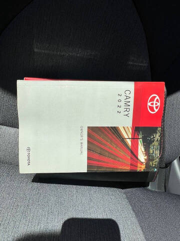 2022 Toyota Camry LE