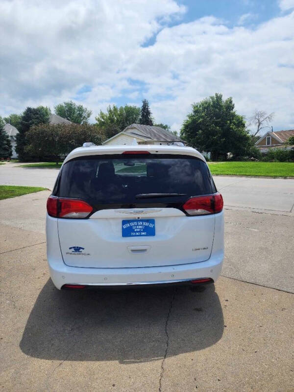 2017 Chrysler Pacifica Limited