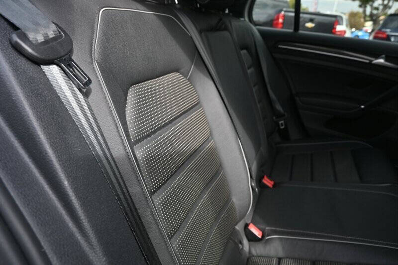 2019 Volkswagen Golf R 4Motion