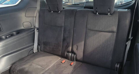 2016 Nissan Pathfinder SV