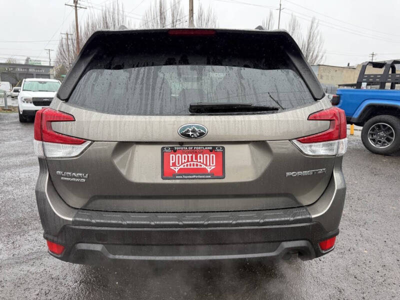 2020 Subaru Forester Premium