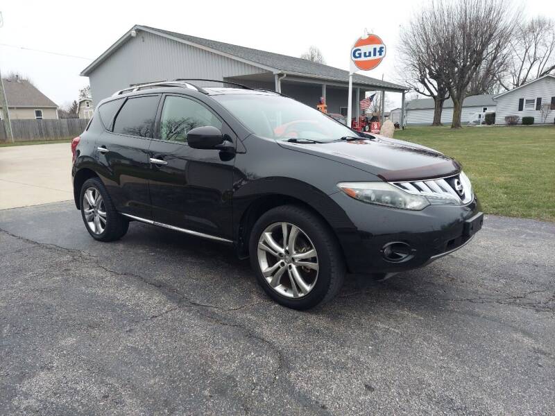 2009 Nissan Murano for sale at CALDERONE CAR & TRUCK in Whiteland IN