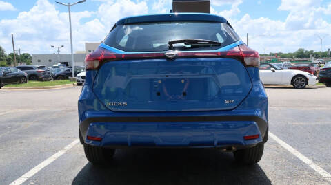 2023 Nissan Kicks SR