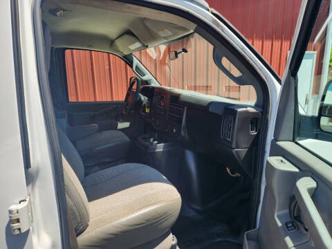 2017 GMC Savana 2500