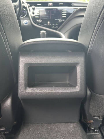 2019 Toyota Camry Hybrid