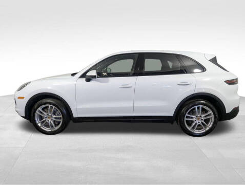 2022 Porsche Cayenne