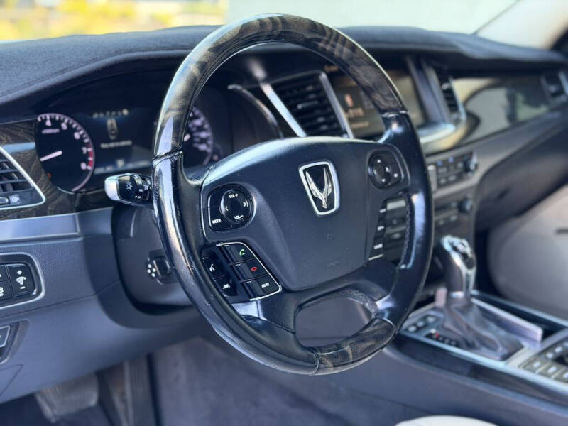 2016 Hyundai Equus Signature