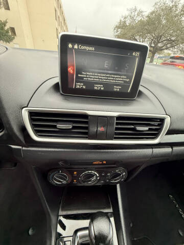 2015 Mazda MAZDA3 i Touring