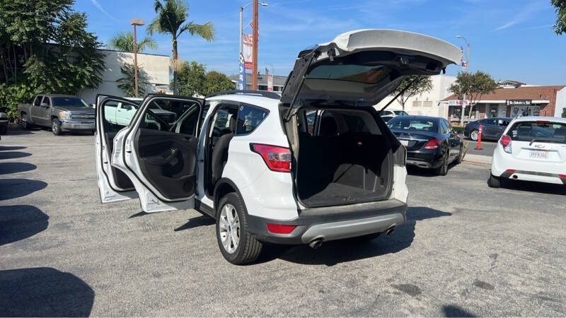2018 Ford Escape SE