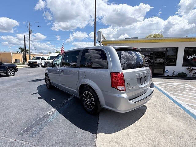 2018 Dodge Grand Caravan SE