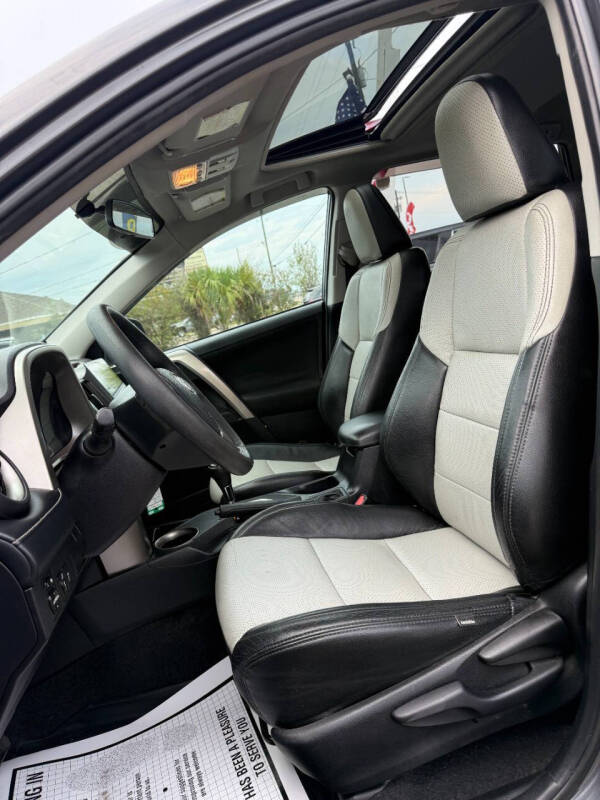 2015 Toyota RAV4 XLE