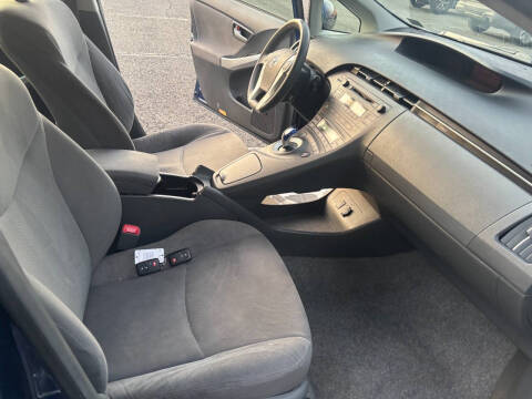 2011 Toyota Prius Two