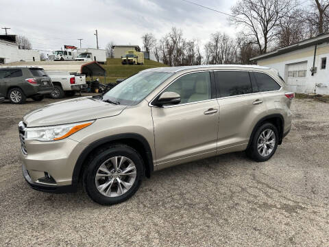 2014 Toyota Highlander for sale at Starrs Used Cars Inc in Barnesville OH