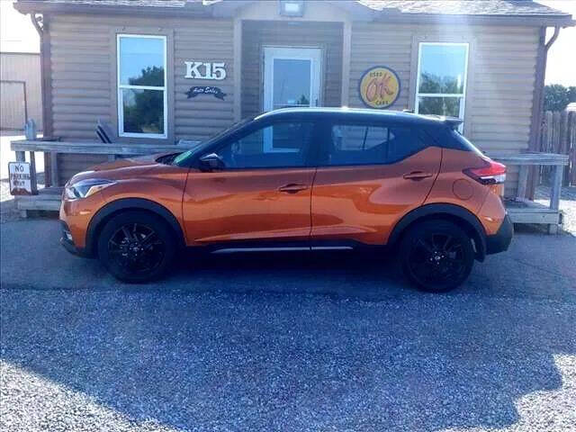 2020 Nissan Kicks SR