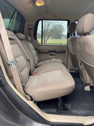 2005 Ford Explorer Sport Trac