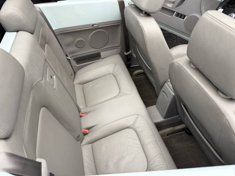 2005 Volkswagen New Beetle Convertible GLS 1.8T