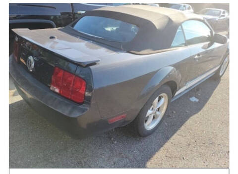 2008 Ford Mustang V6 Deluxe