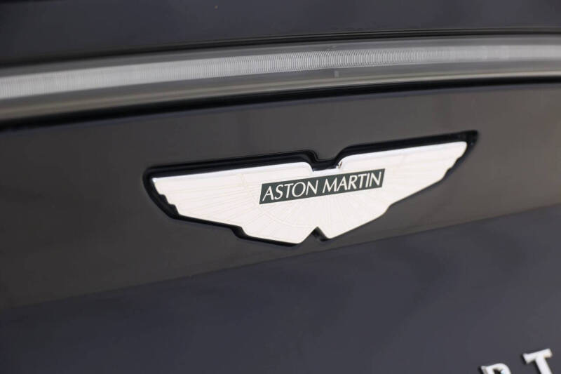 2021 Aston Martin DBX