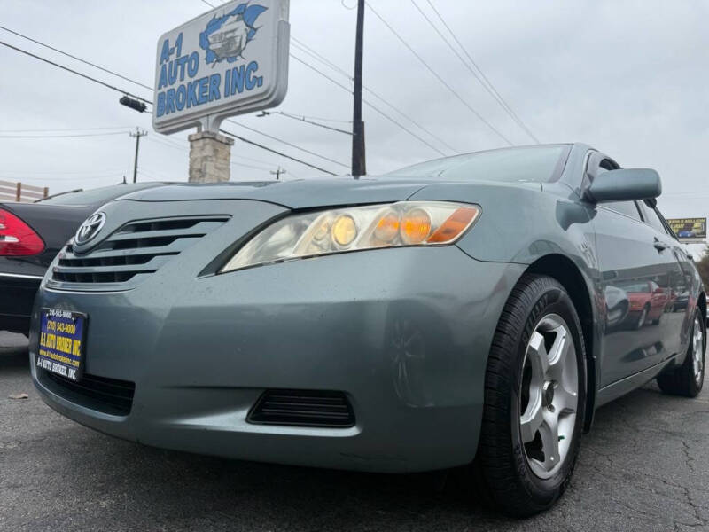 2007 Toyota Camry LE's photo