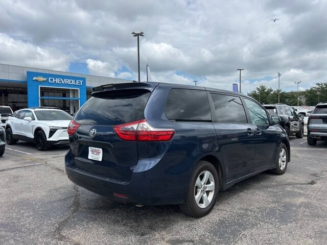 2020 Toyota Sienna L 7-Passenger