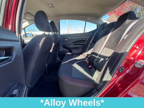 2021 Nissan Versa SR