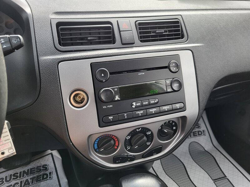 2005 Ford Focus ZX3 SE