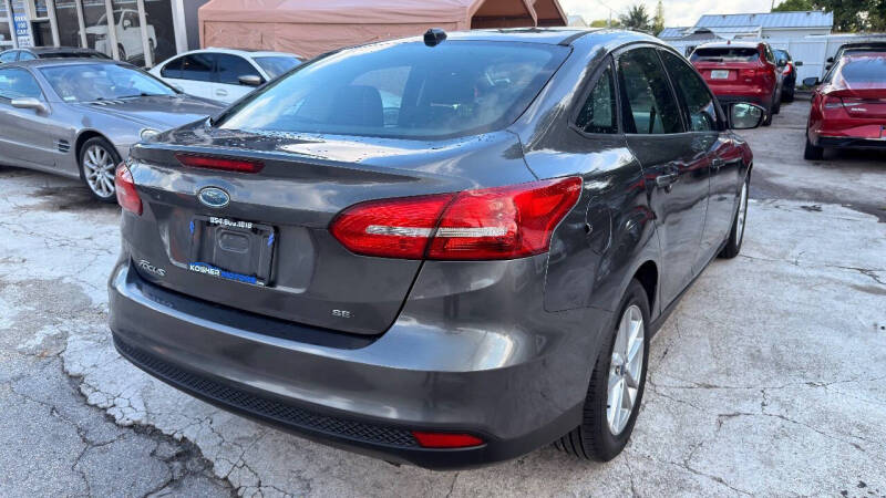 2017 Ford Focus SE