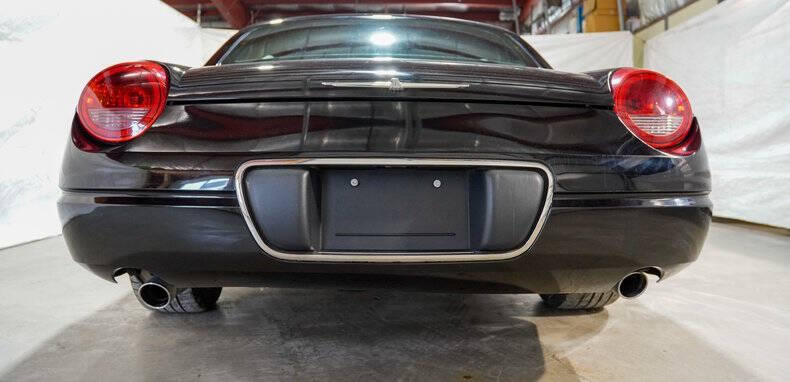 2002 Ford Thunderbird Deluxe