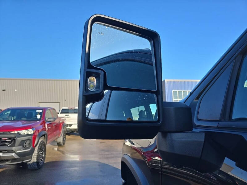 2024 Chevrolet Silverado 2500HD ZR2